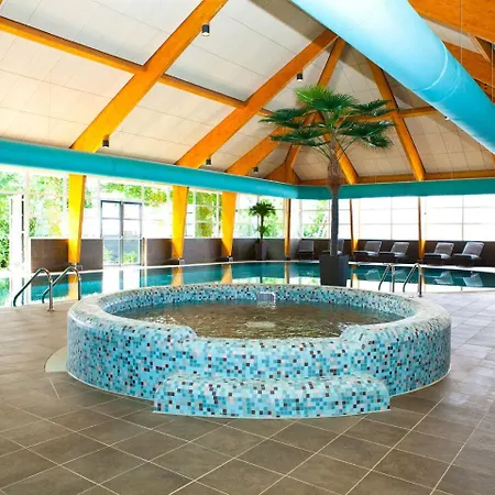 Holiday Droompark Bad Hoophuizen * הושורסט